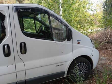 Белый Рено Трафик, объемом двигателя 0 л и пробегом 400 тыс. км за 5000 $, фото 1 на Automoto.ua