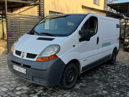 Белый Рено Трафик, объемом двигателя 1.9 л и пробегом 287 тыс. км за 6000 $, фото 1 на Automoto.ua