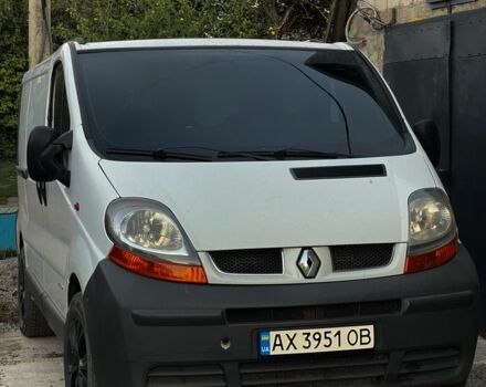 Белый Рено Трафик, объемом двигателя 1.9 л и пробегом 320 тыс. км за 8000 $, фото 1 на Automoto.ua