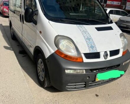 Белый Рено Трафик, объемом двигателя 0 л и пробегом 400 тыс. км за 7100 $, фото 1 на Automoto.ua