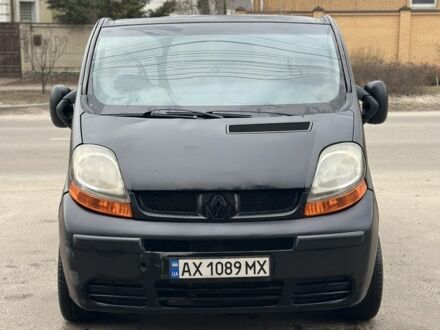 Белый Рено Трафик, объемом двигателя 1.9 л и пробегом 200 тыс. км за 5500 $, фото 1 на Automoto.ua