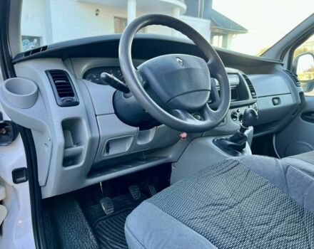 Білий Рено Трафік, об'ємом двигуна 1.9 л та пробігом 392 тис. км за 5500 $, фото 1 на Automoto.ua