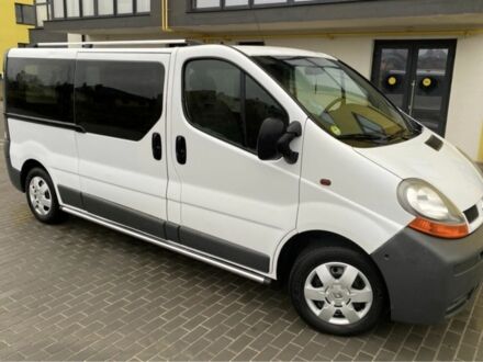 Білий Рено Трафік, об'ємом двигуна 1.9 л та пробігом 350 тис. км за 8000 $, фото 1 на Automoto.ua