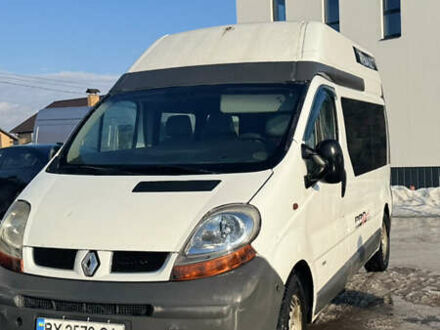 Белый Рено Трафик, объемом двигателя 1.87 л и пробегом 292 тыс. км за 6500 $, фото 1 на Automoto.ua