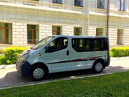 Белый Рено Трафик, объемом двигателя 1.9 л и пробегом 287 тыс. км за 7150 $, фото 1 на Automoto.ua