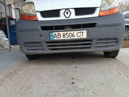 Белый Рено Трафик, объемом двигателя 1.9 л и пробегом 538 тыс. км за 4300 $, фото 1 на Automoto.ua