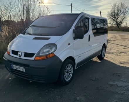 Белый Рено Трафик, объемом двигателя 1.9 л и пробегом 390 тыс. км за 6000 $, фото 1 на Automoto.ua