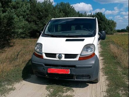 Білий Рено Трафік, об'ємом двигуна 1.9 л та пробігом 500 тис. км за 4294 $, фото 1 на Automoto.ua