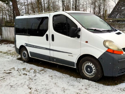 Рено Трафік 2005 у Вараш (Кузнецовськ) на Automoto.ua Білий Рено Трафік, об'ємом двигуна 1.9 л та пробігом 292 тис. км за 6800 $, фото 1 на Automoto.ua