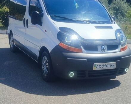 Білий Рено Трафік, об'ємом двигуна 2.46 л та пробігом 220 тис. км за 9550 $, фото 1 на Automoto.ua