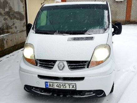 Білий Рено Трафік, об'ємом двигуна 1.9 л та пробігом 41600 тис. км за 6500 $, фото 1 на Automoto.ua