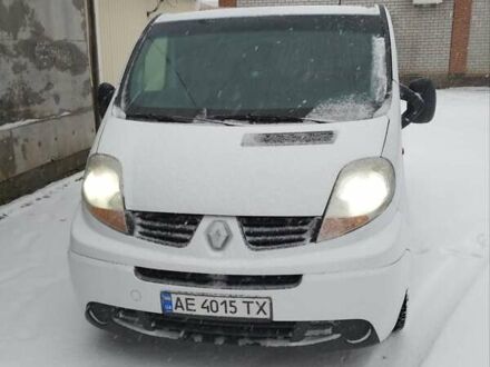 Белый Рено Трафик, объемом двигателя 1.9 л и пробегом 416 тыс. км за 6500 $, фото 1 на Automoto.ua
