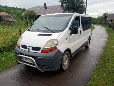 Білий Рено Трафік, об'ємом двигуна 1.9 л та пробігом 360 тис. км за 5600 $, фото 1 на Automoto.ua