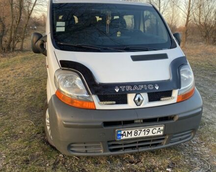 Белый Рено Трафик, объемом двигателя 1.9 л и пробегом 372 тыс. км за 6900 $, фото 1 на Automoto.ua