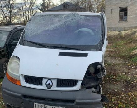 Белый Рено Трафик, объемом двигателя 0 л и пробегом 300 тыс. км за 1600 $, фото 1 на Automoto.ua