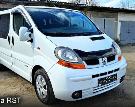 Білий Рено Трафік, об'ємом двигуна 1.9 л та пробігом 230 тис. км за 7800 $, фото 1 на Automoto.ua