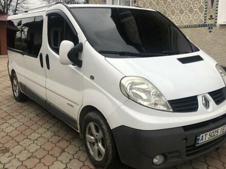 Рено Трафик 2006 в Ивано-Франковске на Automoto.ua Белый Рено Трафик, объемом двигателя 2.46 л и пробегом 385 тыс. км за 9000 $, фото 1 на Automoto.ua