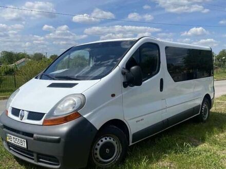 Белый Рено Трафик, объемом двигателя 1.87 л и пробегом 363 тыс. км за 9000 $, фото 1 на Automoto.ua