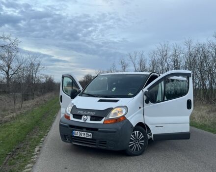 Білий Рено Трафік, об'ємом двигуна 2.5 л та пробігом 340 тис. км за 6000 $, фото 1 на Automoto.ua