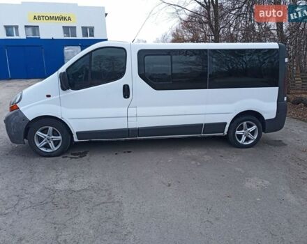 Білий Рено Трафік, об'ємом двигуна 1.9 л та пробігом 420 тис. км за 5600 $, фото 1 на Automoto.ua