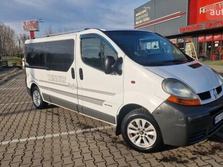 Белый Рено Трафик, объемом двигателя 1.87 л и пробегом 548 тыс. км за 8450 $, фото 1 на Automoto.ua