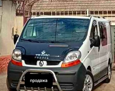 Белый Рено Трафик, объемом двигателя 1.9 л и пробегом 33100 тыс. км за 11800 $, фото 1 на Automoto.ua