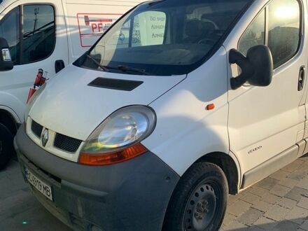 Білий Рено Трафік, об'ємом двигуна 1.87 л та пробігом 400 тис. км за 3900 $, фото 1 на Automoto.ua