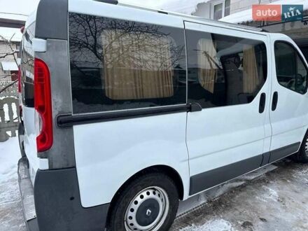 Белый Рено Трафик, объемом двигателя 2 л и пробегом 351 тыс. км за 8400 $, фото 1 на Automoto.ua