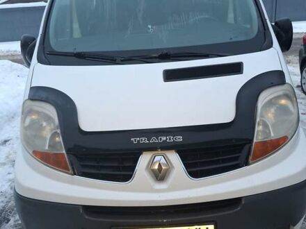 Білий Рено Трафік, об'ємом двигуна 2 л та пробігом 470 тис. км за 9700 $, фото 1 на Automoto.ua