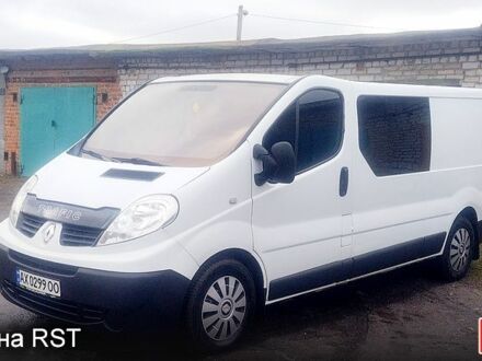 Білий Рено Трафік, об'ємом двигуна 2.5 л та пробігом 27600 тис. км за 7750 $, фото 1 на Automoto.ua