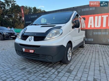 Белый Рено Трафик, объемом двигателя 2 л и пробегом 373 тыс. км за 8700 $, фото 1 на Automoto.ua