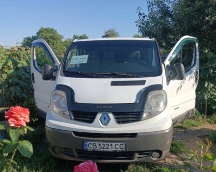Білий Рено Трафік, об'ємом двигуна 2 л та пробігом 327 тис. км за 8000 $, фото 1 на Automoto.ua