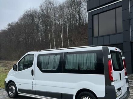 Білий Рено Трафік, об'ємом двигуна 2 л та пробігом 308 тис. км за 9500 $, фото 1 на Automoto.ua