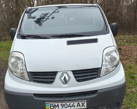 Белый Рено Трафик, объемом двигателя 2 л и пробегом 281 тыс. км за 9000 $, фото 1 на Automoto.ua