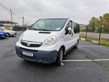 Рено Трафик 2007 в Житомире на Automoto.ua Белый Рено Трафик, объемом двигателя 2 л и пробегом 330 тыс. км за 7800 $, фото 1 на Automoto.ua