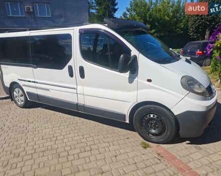 Белый Рено Трафик, объемом двигателя 2 л и пробегом 399 тыс. км за 8000 $, фото 1 на Automoto.ua
