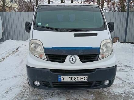 Білий Рено Трафік, об'ємом двигуна 2 л та пробігом 345 тис. км за 9000 $, фото 1 на Automoto.ua