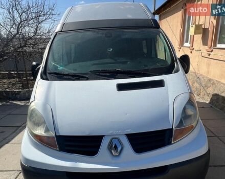 Білий Рено Трафік, об'ємом двигуна 2 л та пробігом 418 тис. км за 8500 $, фото 1 на Automoto.ua