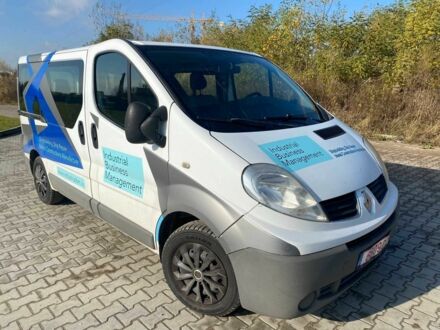 Білий Рено Трафік, об'ємом двигуна 2 л та пробігом 275 тис. км за 4900 $, фото 1 на Automoto.ua