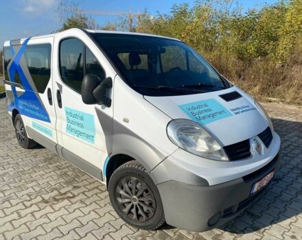 Белый Рено Трафик, объемом двигателя 2 л и пробегом 275 тыс. км за 4900 $, фото 1 на Automoto.ua