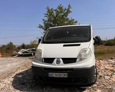 Білий Рено Трафік, об'ємом двигуна 2 л та пробігом 420 тис. км за 9000 $, фото 1 на Automoto.ua