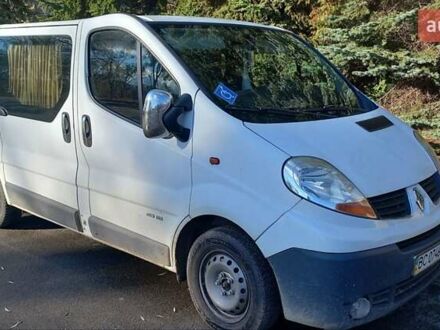 Белый Рено Трафик, объемом двигателя 2 л и пробегом 220 тыс. км за 7200 $, фото 1 на Automoto.ua