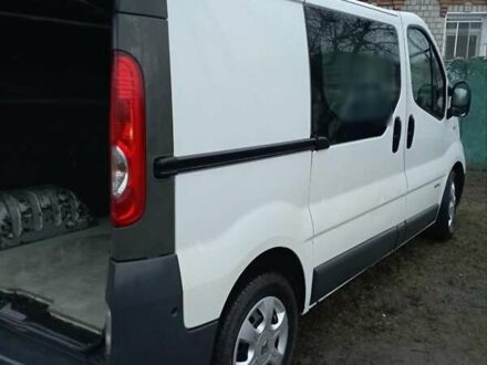 Рено Трафик 2007 в Харькове на Automoto.ua Белый Рено Трафик, объемом двигателя 2 л и пробегом 268 тыс. км за 7200 $, фото 1 на Automoto.ua