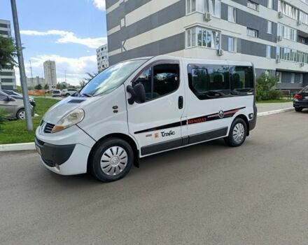 Белый Рено Трафик, объемом двигателя 2 л и пробегом 297 тыс. км за 7800 $, фото 1 на Automoto.ua