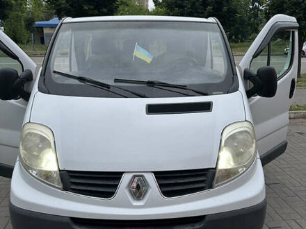 Рено Трафік 2007 у Краматорске на Automoto.ua Білий Рено Трафік, об'ємом двигуна 2 л та пробігом 311 тис. км за 8000 $, фото 1 на Automoto.ua