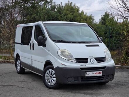 Белый Рено Трафик, объемом двигателя 2 л и пробегом 280 тыс. км за 8499 $, фото 1 на Automoto.ua