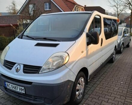 Белый Рено Трафик, объемом двигателя 2 л и пробегом 312 тыс. км за 9000 $, фото 1 на Automoto.ua