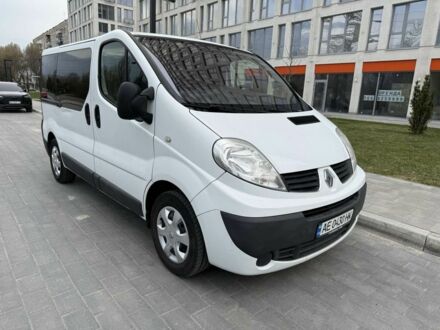 Білий Рено Трафік, об'ємом двигуна 2 л та пробігом 341 тис. км за 15200 $, фото 1 на Automoto.ua
