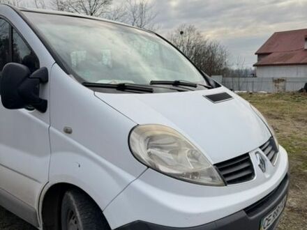 Белый Рено Трафик, объемом двигателя 2 л и пробегом 330 тыс. км за 8500 $, фото 1 на Automoto.ua