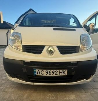 Білий Рено Трафік, об'ємом двигуна 2.46 л та пробігом 608 тис. км за 8999 $, фото 1 на Automoto.ua